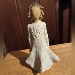 Willow Angle - Irish Charm